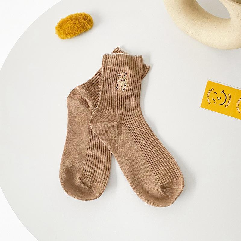 Women's cute bear socks.Comfortable soft,breathable,sports, socks is middle hight, 6 pairs