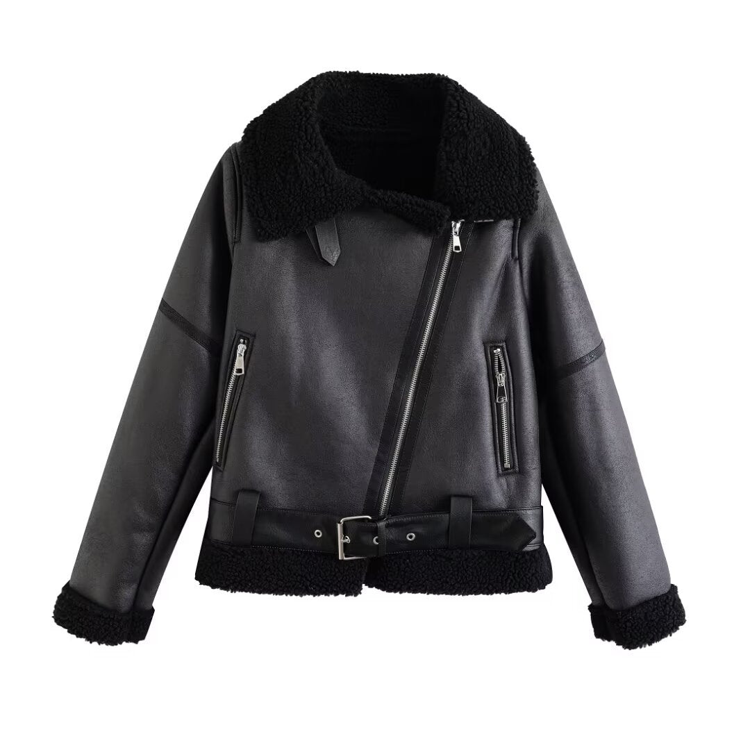 Fashionable women's jacket with warm filling